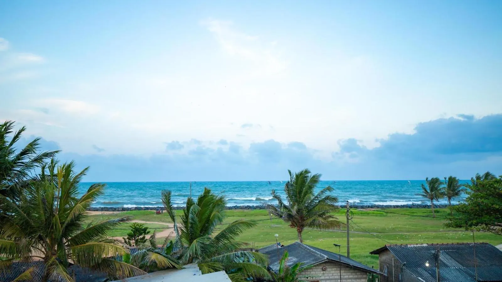 J Lee Negombo Hotel